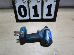 lot 11 image: Makita Cordless Impact Driver