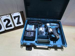 Makita CXT Impact Driver Kit