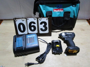 lot 63 image: Makita Sub Compact Impact Driver Kit