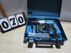 lot 70 image: Makita 34 Hammer Drill