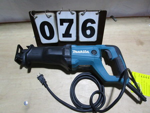 lot 76 image: Makita Corded Reciprocating Saw