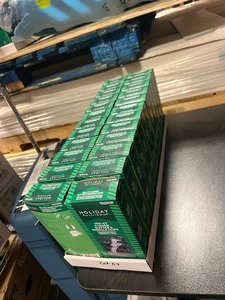 lot 69 image: Quantity 24 - Holiday Living - 100 ct S-Hook Gutter and Shingle Clips