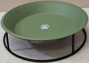 lot 102 image: Frisco Elevated Stainless Steel Dog & Cat Bowl - 18 Cup - Green NEW (View Photos)