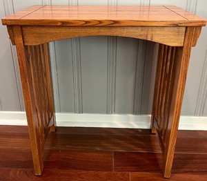 lot 69N image: SR - Mission Style Oak End Table