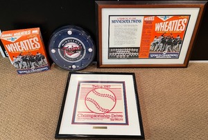 lot 114N image: LL - Minnesota Twins 1987 World Champions Memorabilia Collection