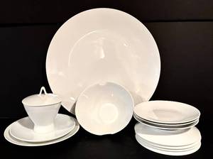 lot 127H image: LL - Rosenthal Germany White Porcelain Tableware Lot - Appetizer Plates, Saucers, Bowl, Sugar Dish