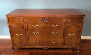 lot 6 image: DR - Vintage Wood Sideboard Buffet with Ornate Brass Hardware