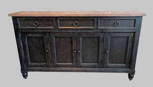 lot 10 image: G - Liberty Furniture Hall Buffet Black with Natural Top