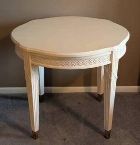 lot 34 image: UL - Cream Painted Accent Table with Carved Details