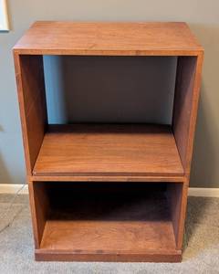 lot 133 image: UL - Wood Storage Cube Shelf