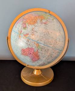 lot 147 image: SR - Vintage 12-Inch Replogle World Nation Series Globe