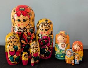lot 175 image: SR - Lot of 2 Russian Nesting Doll Sets