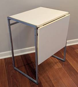 lot 184 image: ML - IKEA Folding Leaf Table with Metal Frame