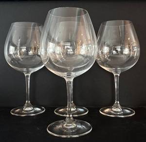 lot 196H image: K - Set of 4 Riedel Crystal Balloon Wine Glasses, 9 Inch Tall