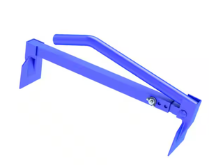 lot 117 image: Bon Tool Square Brick Tongs