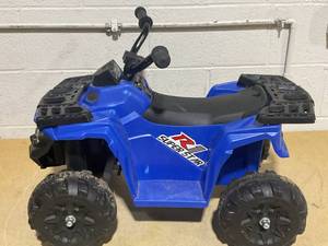 lot 127 image: Kids Electric Ride On