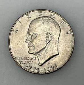 lot 6 image: 1776-1976 Type One Wide Print Bicentennial Eisenhower One Dollar Coin