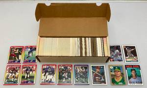 lot 52 image: Unsorted Misc. Sports Cards