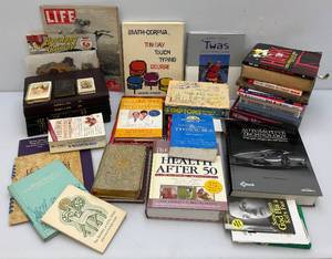 lot 84 image: Misc. Vintage Books Including Hopalong Cassidy And More