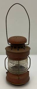 lot 97 image: Antique Miniature Railroad Style Oil lamp