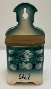 lot 140 image: Antique 1920s German Faience (Salz) Salt Pottery Container With Wood Lid Nice Piece
