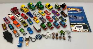 lot 155 image: Misc. Collectible Miniature Die Cast Cars And More Including Transformer