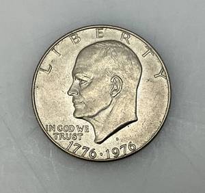 lot 212 image: 1776-1976 Type One Wide Print Bicentennial Eisenhower One Dollar Coin