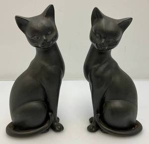 lot 230 image: Vintage Mid-Century Lenwile Ardalt Artware (Japan) Pottery Cats With Original Foil Labels 8 34
