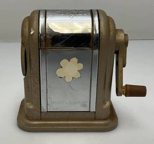 lot 234 image: Vintage Mid-Century BOSTON Ranger 55 Pencil Sharpener (Adjustable For Different Size Pencils)