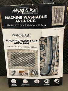 lot 1 image: Wyatt & Ash 5ft 3in x 7ft 5in Machine Washable Area Rug
