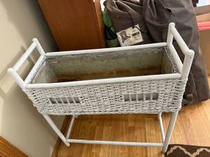 lot 60J image: Wicker Plant Stand with Metal Liner and Handles