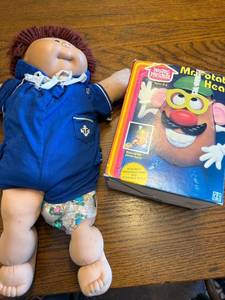 lot 65J image: Vintage Cabbage Patch Kid Doll and 1980s Hasbro Mr. Potato Head Set