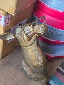 lot 219 image: 24 Moose theme Metal Dcor