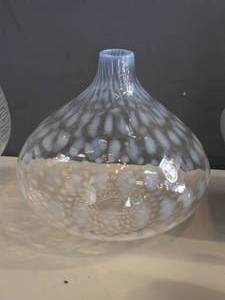 lot 246 image: Tear Drop Vase 8