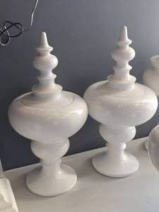 lot 251 image: Lot of (2) Finial Jar with Lid 26