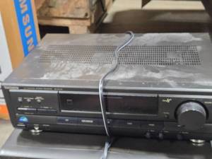 lot 9 image: Technics 155W AV Control Stereo Receiver SA-EX110 with Power Cord