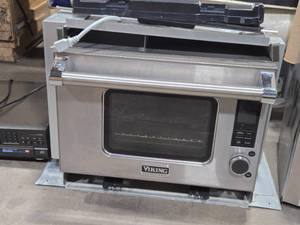 lot 11 image: Viking Professional Commercial Steam Convection  Microwave Oven VCSO212SS