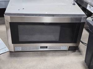 lot 12 image: Sharp Household Carousel Microwave Oven R-1214-T
