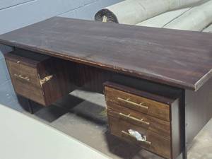 lot 53 image: Real Wood Office Desk