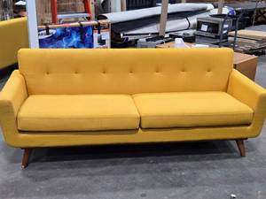 lot 70 image: Mid Century Modern Sofa 7-12 x 2 x 33
