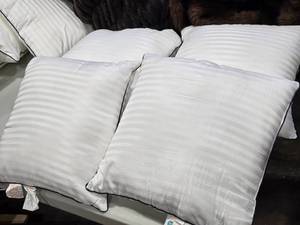 lot 94 image: Lot of (4) 18 Throw Pillows by Yettbea