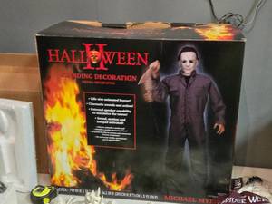 lot 382 image: Life Size Standing Halloween II Jason Dcor with Sound 