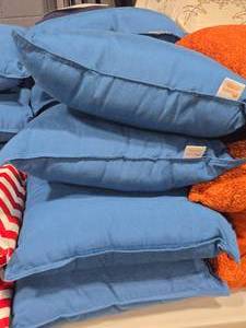 lot 117 image: Lot of (4) 15 Outdoor Throw Pillows by Sunbrella�