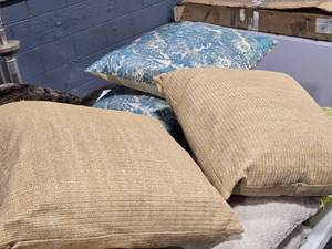 lot 146 image: Lot of (2) 21 Burlap Style Textured Throw Pillows by Pottery Barn