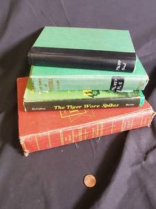 lot 15 image: Lot of 4 Vintage Baseball Books