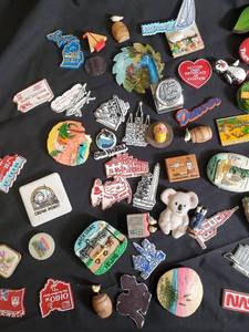 lot 60 image: Vintage Souvenir and Travel Magnet Collection - Over 50 Pieces
