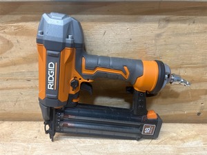 lot 22 image: Ridgid R213BNF3 Brad Nailer