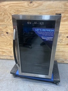 lot 36 image: Avanti Beverage Cooler BCA306SS-IS