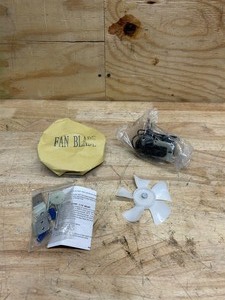 lot 73 image: Refrigeration Bevarage Cooler Bay Marie Evaporator Motor Supco SM672