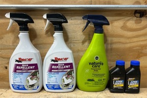 lot 74 image: Random lot of Sprays and Engine oil lot of 5